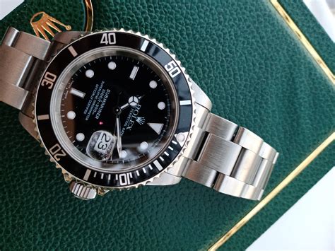 orologio rolex con fori o senza|catalogo rolex con prezzi.